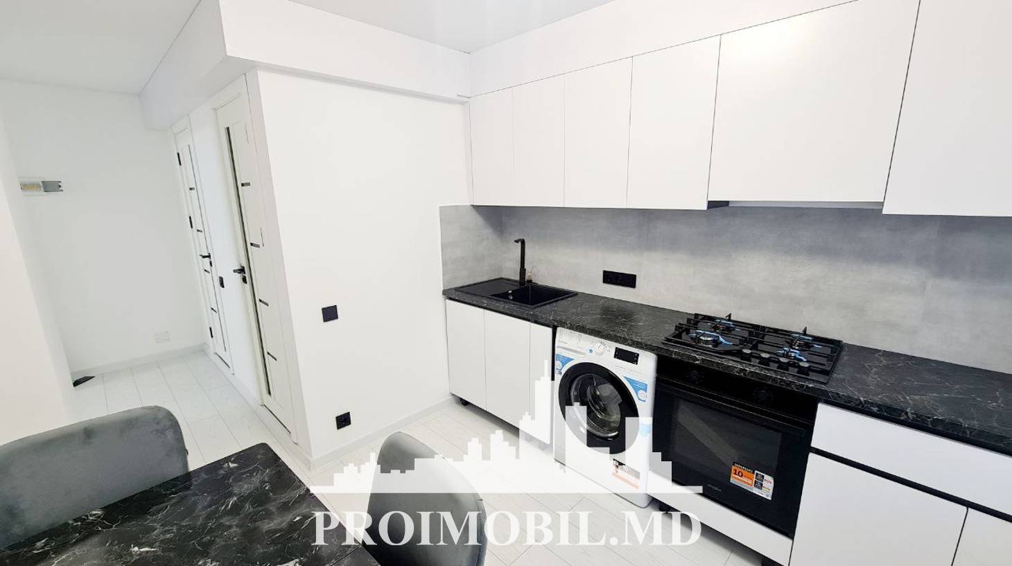 https://images.proimobil.md/YGDQ6TTMCKc96d4BQoN9vo28d3AnAY4d4NZi4zoqWXk/watermark:0.75:so:0:30:0.39/resize:fill:1460:816:1/gravity:ce/bG9jYWw6Ly8vZXN0YXRlL2xyLzkzMTBlNjc3LTFlYzItNGQzZS1iNTNhLTU3ODkwYjUyZmVjMy5qcGVn