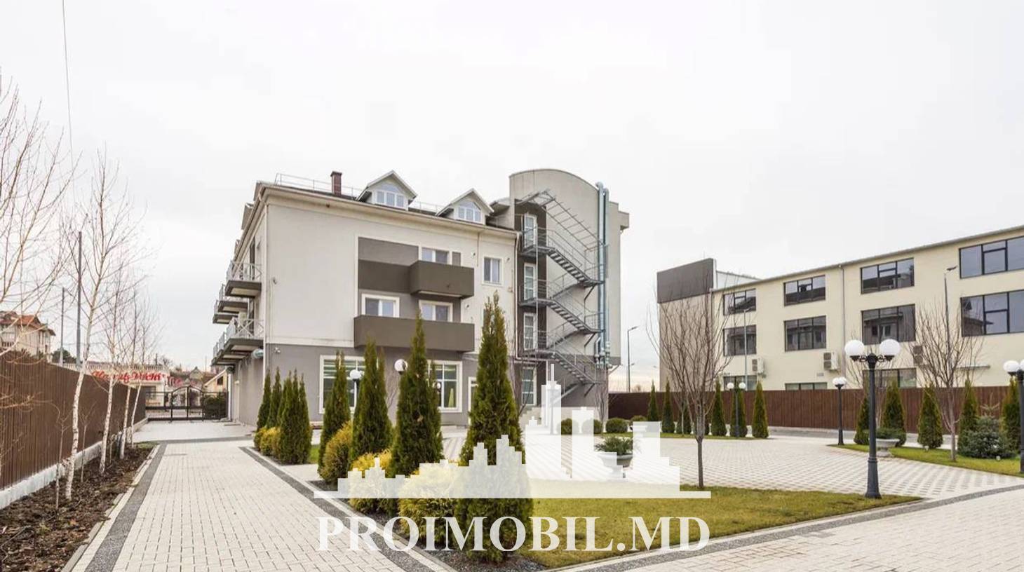 https://images.proimobil.md/YH0HCA8TsFbukBV_b1RQtlhXazQK_VFvZIv9E3LRsbk/watermark:0.75:so:0:30:0.39/resize:fill:1460:816:1/gravity:ce/bG9jYWw6Ly8vZXN0YXRlL2xyL2ViZjc1OTFmLWM0OTEtNDZhNS1iMmQ0LTkzOTg2ZWFjNmM1Ni5qcGVn