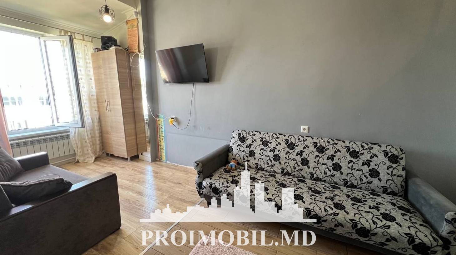 https://images.proimobil.md/YJz4-iKOZewU0m3oltjl4GtyBLrF4iOPYgZniXA2GkY/watermark:0.75:so:0:30:0.39/resize:fill:1460:816:1/gravity:ce/bG9jYWw6Ly8vZXN0YXRlL2xyLzRiOWQzNjYwLWFiMzAtNGFmMy04NjNlLWI0ZTliMzU2ZGIwMC5qcGVn