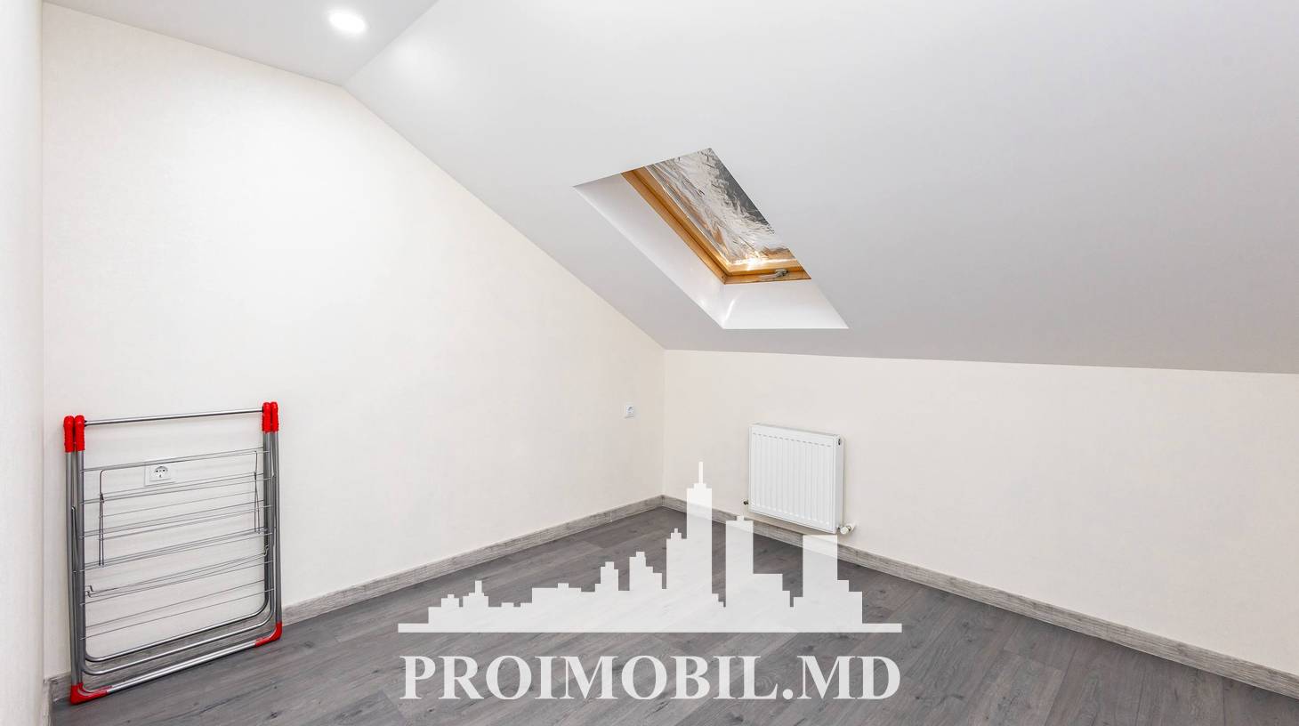 https://images.proimobil.md/YKJODV8XQraNsLOcj5ySWH_85AHADS4iq0JW8viLCxU/watermark:0.75:so:0:30:0.39/resize:fill:1460:816:1/gravity:ce/bG9jYWw6Ly8vZXN0YXRlL2xyLzJjNzkwYzIzLTc2ZTItNGM3Zi05ZGU3LTM5MTk2NzQwMmU2Yy5qcGVn
