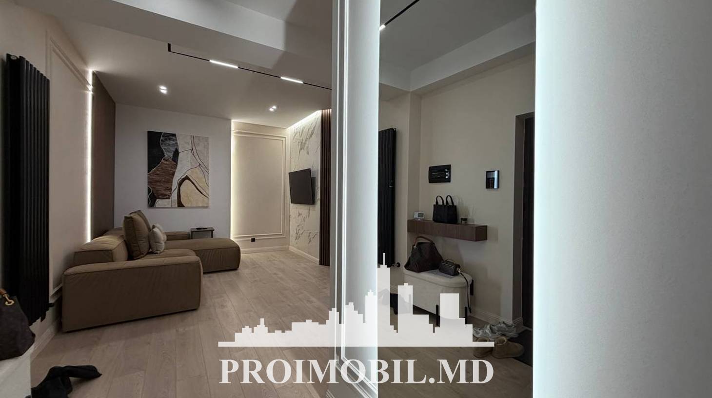 https://images.proimobil.md/YMj_x5Ysg-jv-7CpZZVhAOLsE1j5x3J4wsLPmpmWuds/watermark:0.75:so:0:30:0.39/resize:fill:1460:816:1/gravity:ce/bG9jYWw6Ly8vZXN0YXRlL2xyLzBiZmIzMWFkLTU1MmUtNDMxMy1iMTViLWRjOGJhYjM1YWEwOC5qcGVn