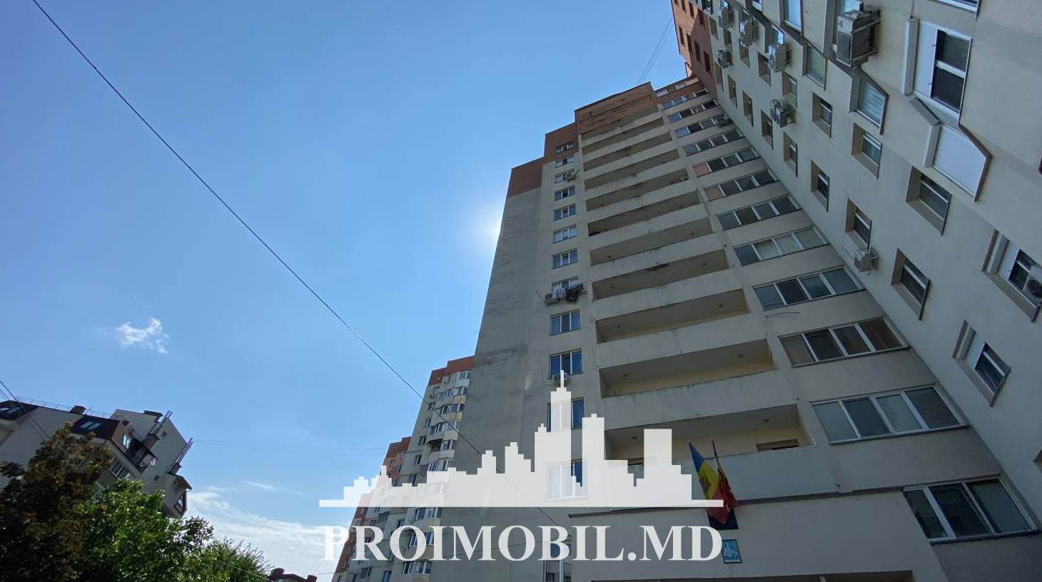 https://images.proimobil.md/YOhx7j_7OOM54YHSZgegpte_FjdhWRJ1SW3VjxPov80/watermark:0.75:so:0:30:0.39/resize:fill:1460:816:1/gravity:ce/bG9jYWw6Ly8vZXN0YXRlL2xyLzkxMjdmMmY1LWI3OWMtNGNlZS1hNjllLTViNDEwYmZlMGIxNi5qcGVn