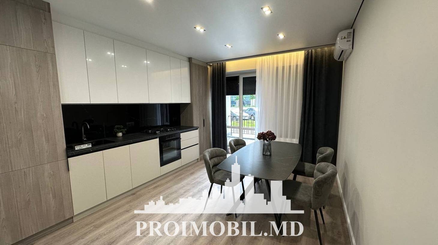 https://images.proimobil.md/YQVHNE7iMNkVnjMe1fPFMSKq5zNnmeJaIeN1c6QrBVQ/watermark:0.75:so:0:30:0.39/resize:fill:1460:816:1/gravity:ce/bG9jYWw6Ly8vZXN0YXRlL2xyL2UwZjRkMTM3LTBhOTctNDljMy1iNzZiLTRlYmNiODQ5ZTgyZi5qcGVn
