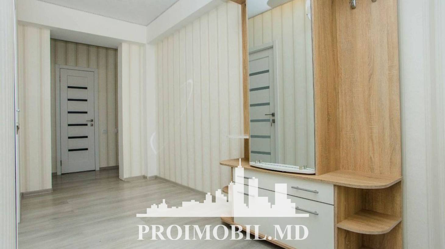 https://images.proimobil.md/YQc4vtwgeR4gi47QY8KTPLRK5rau2ZDtomgzzIXUg9U/watermark:0.75:so:0:30:0.39/resize:fill:1460:816:1/gravity:ce/bG9jYWw6Ly8vZXN0YXRlL2xyL2UyMjk1YzRlLTFmMzktNDlmMS04ZWZjLWQwNjVkMDBjZWM1My5qcGVn