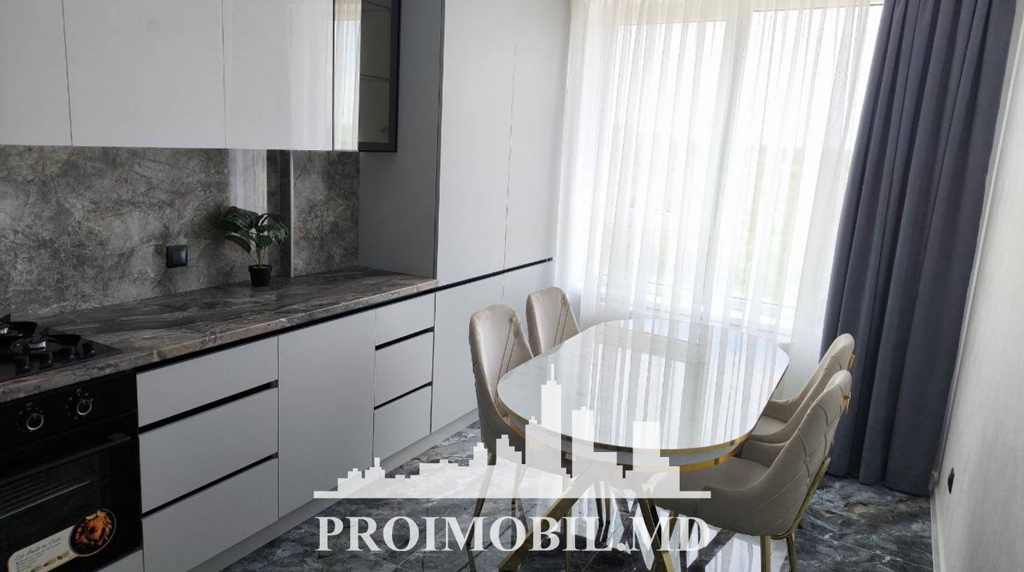 https://images.proimobil.md/YQpqPoozvpeApaf1X331Li12d38thXHlcDQu5kC1g1Q/watermark:0.75:so:0:30:0.39/resize:fill:1460:816:1/gravity:ce/bG9jYWw6Ly8vZXN0YXRlL2xyLzRmMzM4MTk4LTdhNDgtNGUzOC04YTZkLTZiNTkxMjNjYjQ5NC5qcGVn