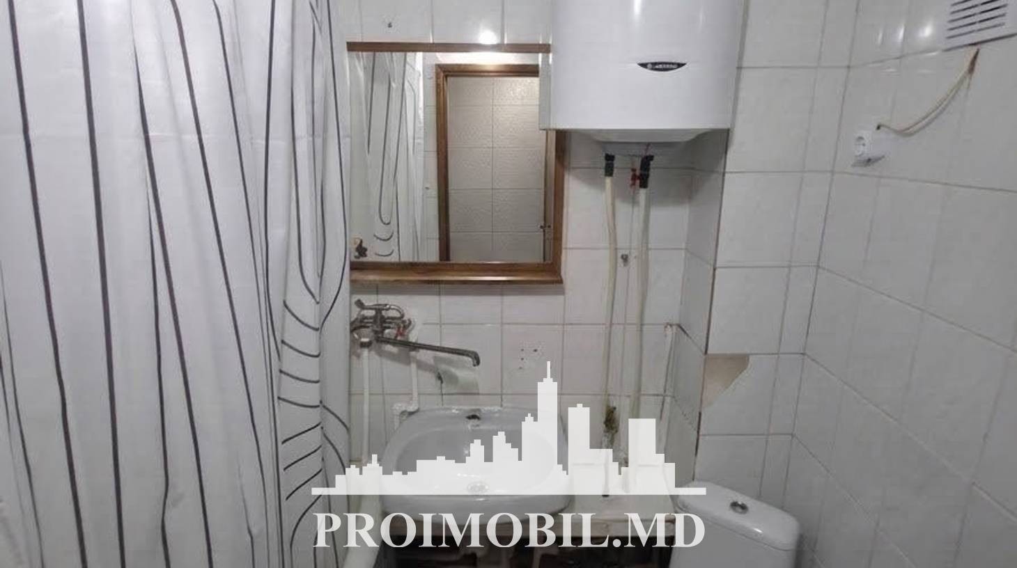 https://images.proimobil.md/YSHKwCugpf9FDsUFIZDqVoKdaBlAnhoQvE5uOMl0oqY/watermark:0.75:so:0:30:0.39/resize:fill:1460:816:1/gravity:ce/bG9jYWw6Ly8vZXN0YXRlL2xyLzFiMDUzYTRhLTQ2NDMtNDFkYy1iNjJjLWQ0MjI5MWQyMmRmOC5qcGVn