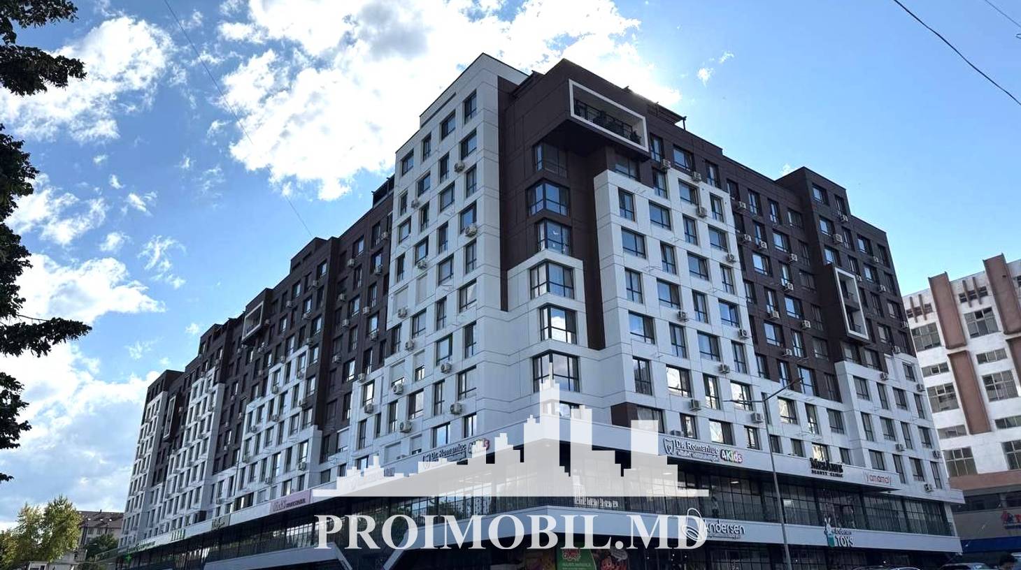 https://images.proimobil.md/YSoqFd9ZvAqQD-uCdvzTlMzilmbx5pLqOkBCFpqbgE4/watermark:0.75:so:0:30:0.39/resize:fill:1460:816:1/gravity:ce/bG9jYWw6Ly8vZXN0YXRlL2xyLzk4YWQyMDAwLWQ1NmYtNGRiOC05MjRmLTE2OWZhOGM3NDcwZC5qcGVn