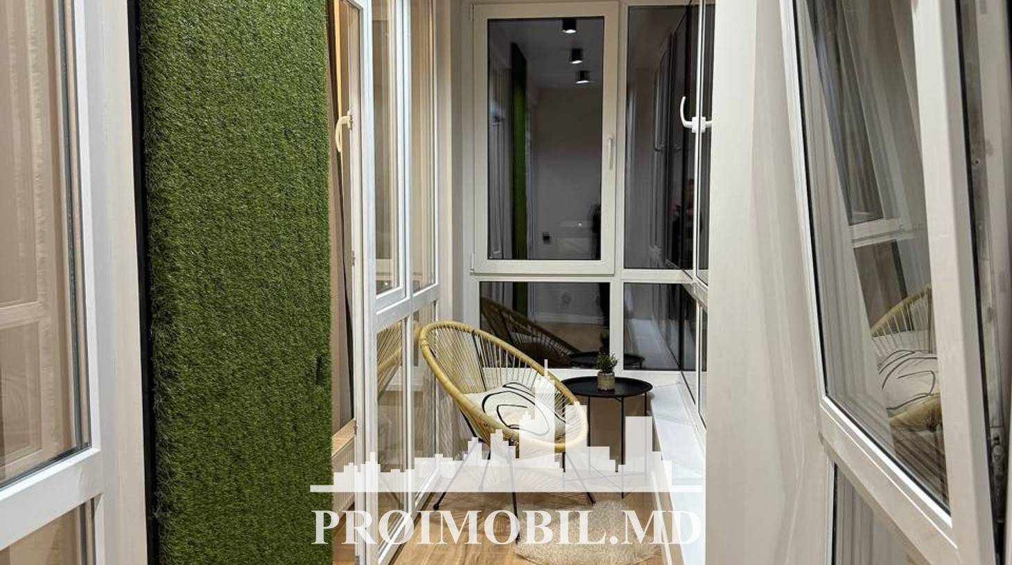 https://images.proimobil.md/YTQDX39JDAm-jkeZt1rEcdufg8zTJBryYEDY8eYWNvM/watermark:0.75:so:0:30:0.39/resize:fill:1460:816:1/gravity:ce/bG9jYWw6Ly8vZXN0YXRlL2xyLzYwZjkyNDI3LTZlNDgtNDFhMi05YzhkLTMzMmQ5YWE5NDkyMi5qcGVn