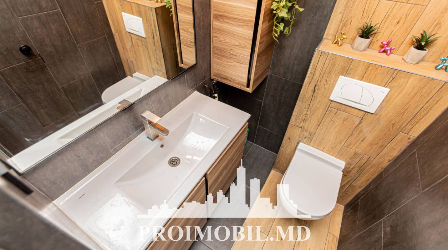 https://images.proimobil.md/YUXTO_3ibpc6S_EIGJ0peI3Dq3zDJiUdrxO2A7ixImg/watermark:0.75:so:0:30:0.39/resize:fill:1460:816:1/gravity:ce/bG9jYWw6Ly8vZXN0YXRlL2xyLzRkYjZjZGM1LWI0ZjItNGViMy1iMjVkLTY1ZjY2OGI3YTk5OC5qcGVn
