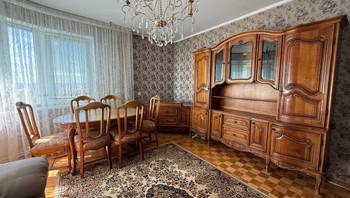 https://images.proimobil.md/YWVcWjoh9NBQQhcToRjzNKb710aDC9OvZarRtCFmWwY/resize:fill:350:198:1/gravity:ce/bG9jYWw6Ly8vZXN0YXRlL2xyLzRhOGNmYjc4LTA1NTUtNDc3MC1iZWVmLTQxOTAyYzNmMWVmYi5qcGVn