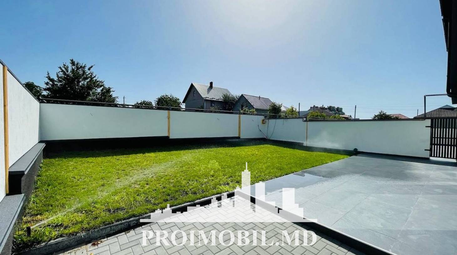 https://images.proimobil.md/YXPCF_iH0s0UM9WECyfUFSv7G843XGOihCIX_TN03zg/watermark:0.75:so:0:30:0.39/resize:fill:1460:816:1/gravity:ce/bG9jYWw6Ly8vZXN0YXRlL2xyL2IxYmNiNjRjLTU5MmYtNDRhZS1hMTJmLTQ4ZWI2NmJhMjdlMS5qcGVn