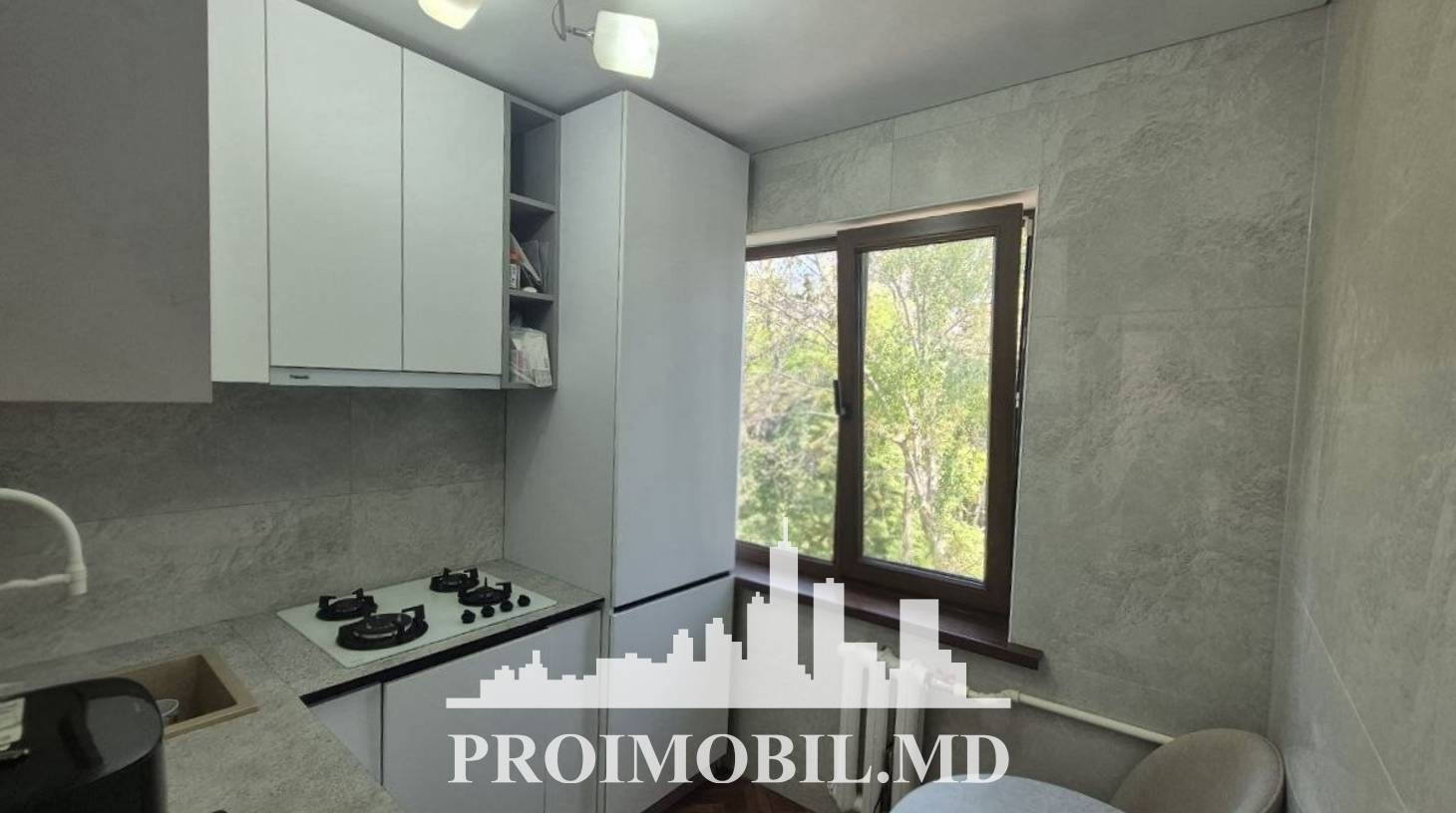 https://images.proimobil.md/YYDcxBhm81dgJy69V5sEmNutqVlJvb1SfTjZ5rZ9AjQ/watermark:0.75:so:0:30:0.39/resize:fill:1460:816:1/gravity:ce/bG9jYWw6Ly8vZXN0YXRlL2xyLzNiOWU5MjM4LWJiOWQtNDQwYy05OTE5LWJjZjI5M2RlYmFmZC5qcGVn