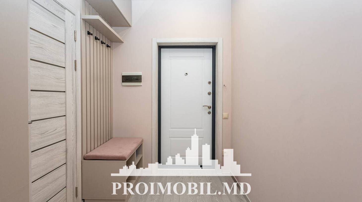 https://images.proimobil.md/YYF9gbw9Ok6aCZavE8hHi65z9yGr24zSUuhjictq6mg/watermark:0.75:so:0:30:0.39/resize:fill:1460:816:1/gravity:ce/bG9jYWw6Ly8vZXN0YXRlL2xyL2ViNWNlNjU1LWE4NzktNDhiZi05YjFmLTY1YWVmZDMxZTQyYS5qcGVn