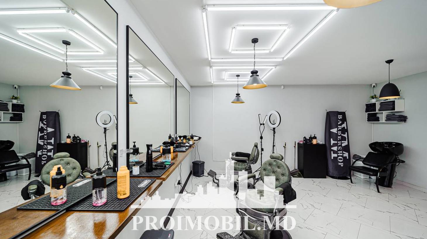 https://images.proimobil.md/YZZfq2vLr4fXy1TdoKRXEfF6kjye2YH_jC97C3vR5K4/watermark:0.75:so:0:30:0.39/resize:fill:1460:816:1/gravity:ce/bG9jYWw6Ly8vZXN0YXRlL2xyLzllNGM1OGY4LWZlYmEtNGRhYi05M2EzLTI4ZDg5MmM0YWYyYS5qcGVn