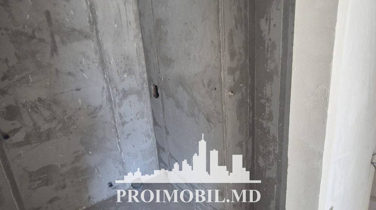 https://images.proimobil.md/Yen5rlVtluD4bz5TlpZq7U23TW9f9T8w5MhOWdGHIGw/watermark:0.75:so:0:30:0.39/resize:fill:1460:816:1/gravity:ce/bG9jYWw6Ly8vZXN0YXRlL2xyLzQwOGQzN2U1LTgzYTctNDg4NC05NTg1LTA0NGMyYzk3NDBkNC5qcGVn