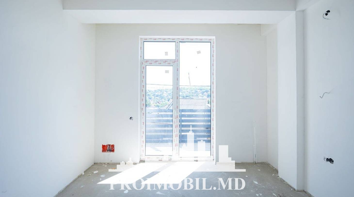 https://images.proimobil.md/YrX6bhTeTXXBj5V_XB-uKwedr45u47XkAI0tAyy1XnE/watermark:0.75:so:0:30:0.39/resize:fill:1460:816:1/gravity:ce/bG9jYWw6Ly8vZXN0YXRlL2xyLzI2NzQxMzg1LTI5MzktNDU4YS1hMGI0LWRmYjgwZDczMWEzNi5qcGVn