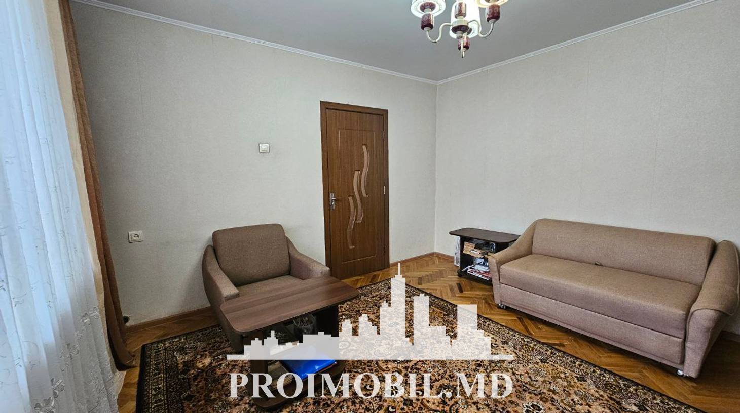 https://images.proimobil.md/Yrk7vXsf03LOUeTX7itKO7vNcqryCOFrh93T0kj8s2o/watermark:0.75:so:0:30:0.39/resize:fill:1460:816:1/gravity:ce/bG9jYWw6Ly8vZXN0YXRlL2xyLzYyNTlhODY1LWM5NjMtNGE5NS1hZWRhLWFiN2U4NDYwMzM1Yy5qcGVn