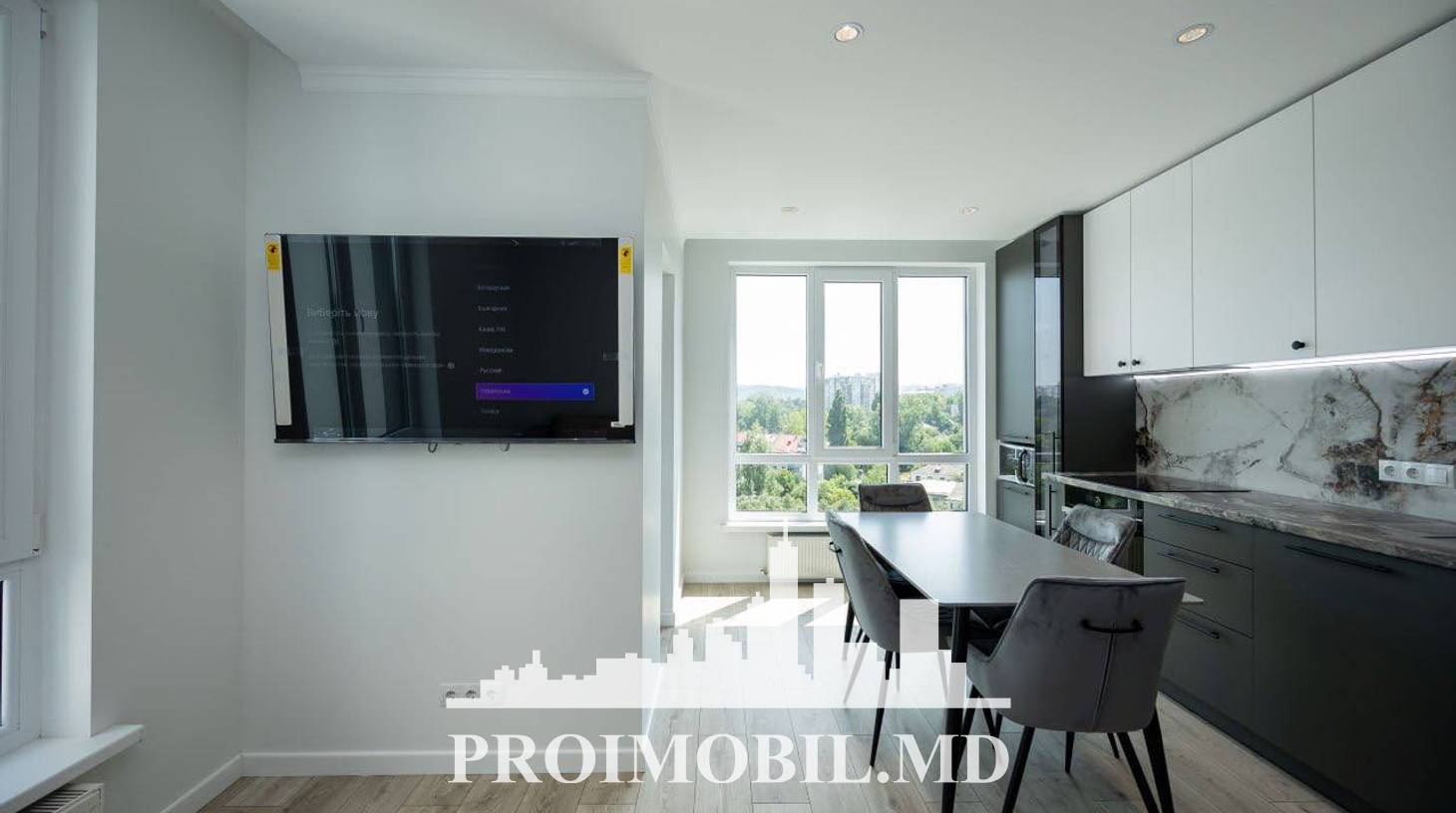 https://images.proimobil.md/YuH4Q6XLa2sFaBI60YSHnLJKnV-Vzt3WiYjJEAOVLQ0/watermark:0.75:so:0:30:0.39/resize:fill:1460:816:1/gravity:ce/bG9jYWw6Ly8vZXN0YXRlL2xyL2YxZWVhODU2LWJmOTUtNGViZC1hN2I3LWNlNmZiN2QwZDc5ZC5qcGVn