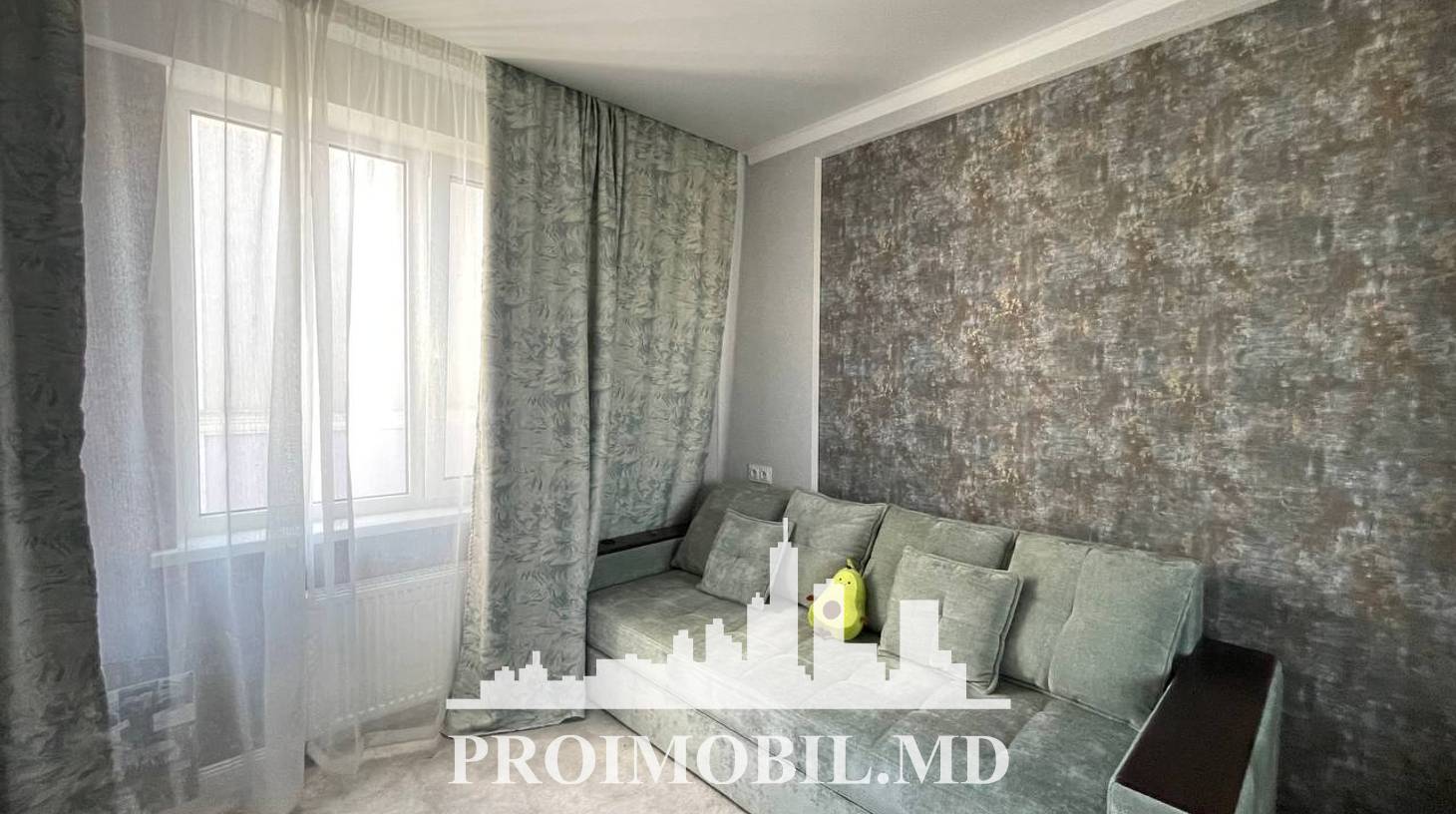 https://images.proimobil.md/Yx8qZnaY-6WGypA-U0YDVE5utzRmsphpVJDmgvK4ryI/watermark:0.75:so:0:30:0.39/resize:fill:1460:816:1/gravity:ce/bG9jYWw6Ly8vZXN0YXRlL2xyLzVhZWUwYjkyLWQ1YjMtNDM4NS05NjRlLTVlYjZkZWFlNjk1YS5qcGVn