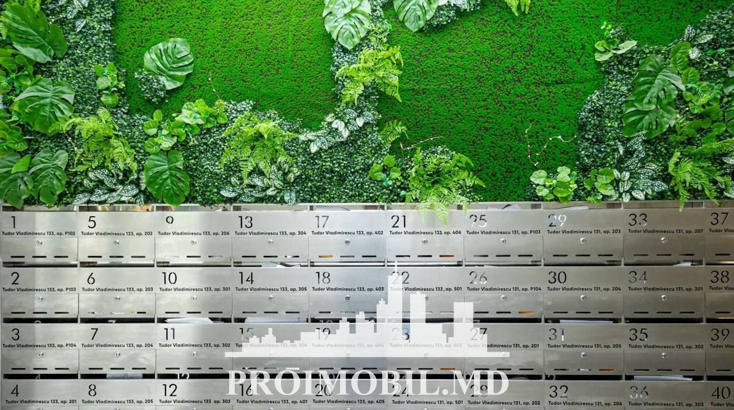 https://images.proimobil.md/YyCteHwC459WSsWKd0JXILtOAMlR9td3L9FNtZ8DCo0/watermark:0.75:so:0:30:0.39/resize:fill:1460:816:1/gravity:ce/bG9jYWw6Ly8vZXN0YXRlL2xyLzEzMTkzMjU2LWE3NzYtNDdiYS1iNzkxLTEzMjZjYjA0MmI3ZC5qcGVn