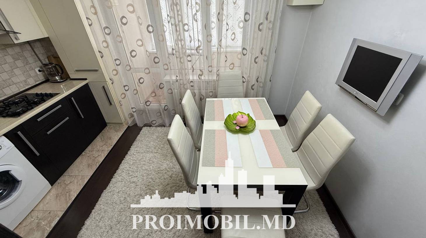 https://images.proimobil.md/YyqRLQ-zdBD6xlolEBM1pTeQGxCw6XtyiWCqg2sUwsw/watermark:0.75:so:0:30:0.39/resize:fill:1460:816:1/gravity:ce/bG9jYWw6Ly8vZXN0YXRlL2xyLzgxMzJjNzljLWI1ODgtNDY1NC1iMGZlLWRmZGE2NDlhZDgzZi5qcGVn