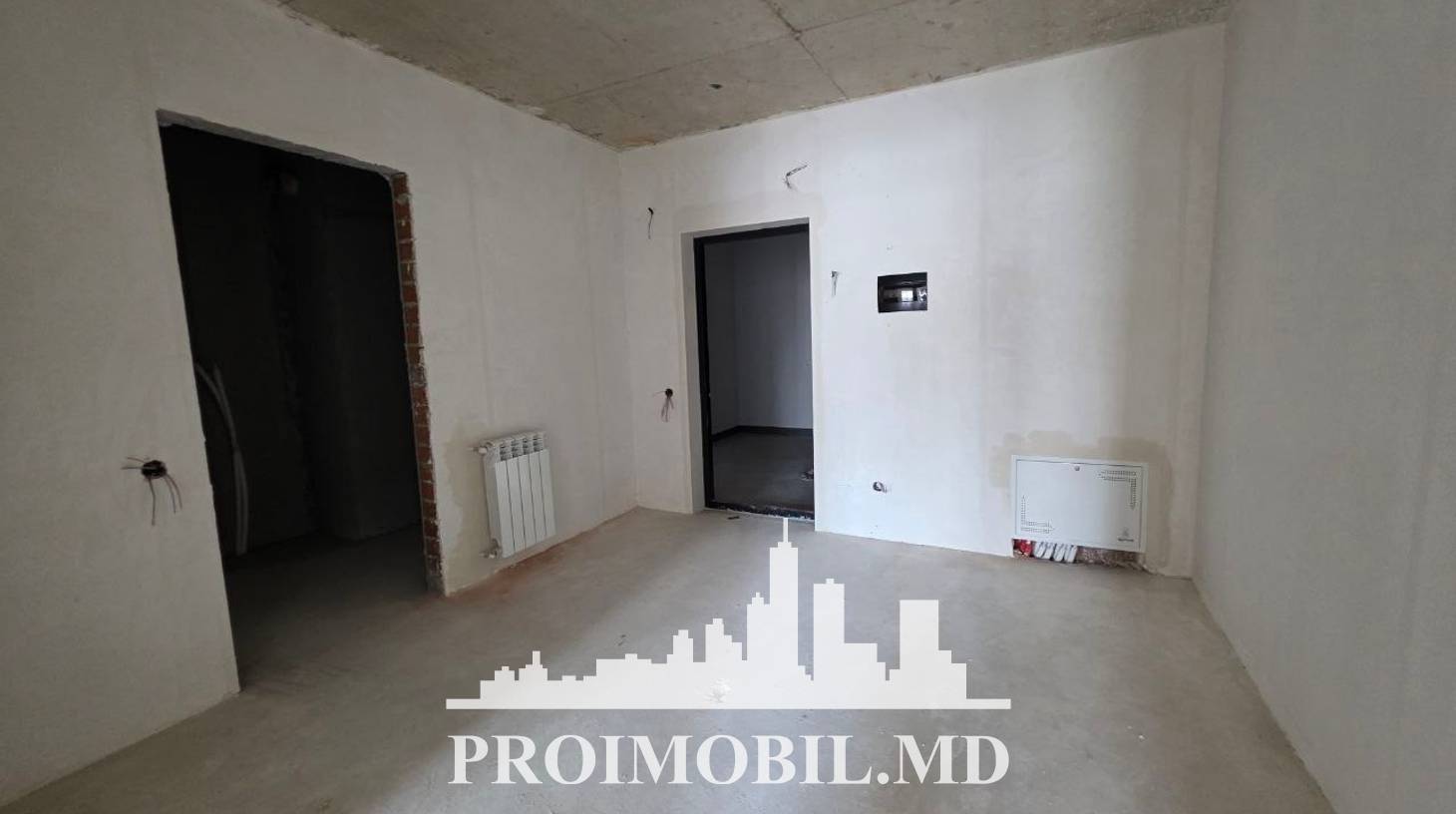 https://images.proimobil.md/Z-dxOA7ypfUBAKNWz31vKt_a03r2Abk-km-LDN9-CYo/watermark:0.75:so:0:30:0.39/resize:fill:1460:816:1/gravity:ce/bG9jYWw6Ly8vZXN0YXRlL2xyLzg5NDliNTI4LWExMjEtNDQwZi1hNzJiLWQ3NmMxY2JjZmFkZC5qcGVn