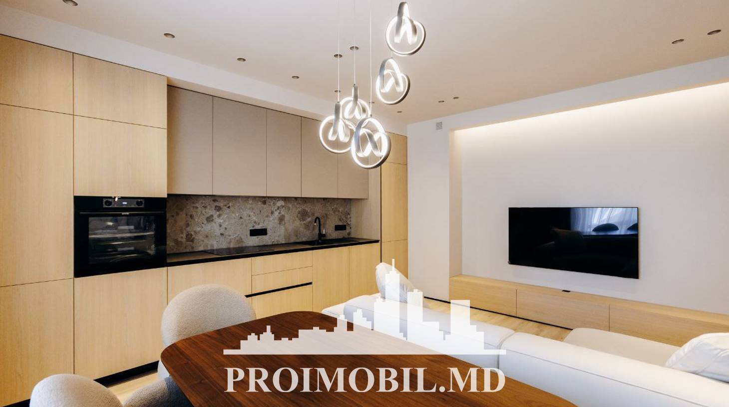 https://images.proimobil.md/Z2AiLCGBS1PiNh3G8VErHebCKRFQM4J6QphQHC4WPqU/watermark:0.75:so:0:30:0.39/resize:fill:1460:816:1/gravity:ce/bG9jYWw6Ly8vZXN0YXRlL2xyL2ZkNDJmNmNjLTY3NWItNGJjYS1iMjI4LTMwMzcyOTZkZGE2NS5qcGVn