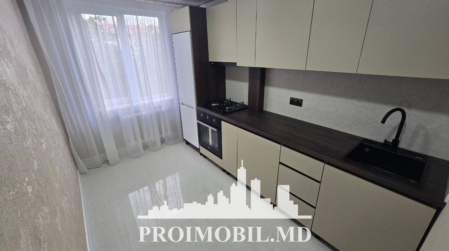 https://images.proimobil.md/Z658tAXlztPo6uceG2JrwzbHuG1-Vf8cJjDv0eocaJ4/watermark:0.75:so:0:30:0.39/resize:fill:1460:816:1/gravity:ce/bG9jYWw6Ly8vZXN0YXRlL2xyLzdhOTcxZWQwLTk4OTMtNDdmYS1iZmE0LTNlYWRlM2E0NTRkMS5qcGVn