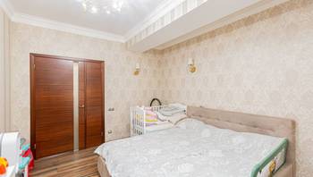 https://images.proimobil.md/Z8SdRGVzKhGjhjFpFLzyReKMog4_dEbRT_kVjILPvJM/resize:fill:350:198:1/gravity:ce/bG9jYWw6Ly8vZXN0YXRlL2xyLzU3OTRhNGJjLTMxMTgtNDM0Ny04OTI0LTM5ODhiMjMxOWNjOC5qcGVn