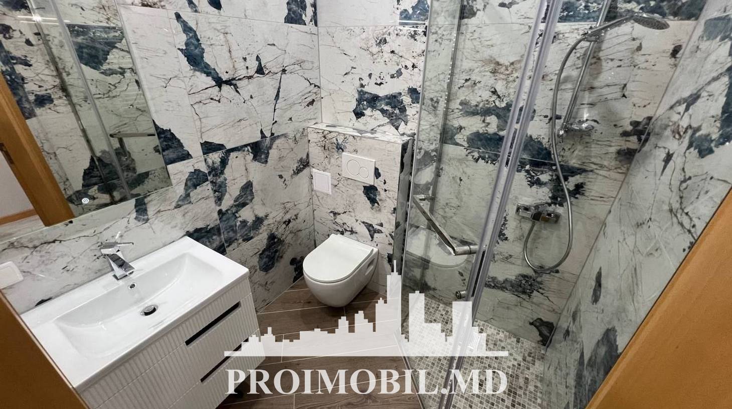https://images.proimobil.md/ZC4nzP3YnF6DXyKIGFSVdz7FlongDoiJzGaJ1zHARqo/watermark:0.75:so:0:30:0.39/resize:fill:1460:816:1/gravity:ce/bG9jYWw6Ly8vZXN0YXRlL2xyLzE5OTUwOWM4LTg5ZjEtNGNjMy05MzA0LWUwMjRmZTM3MjU3MC5qcGVn