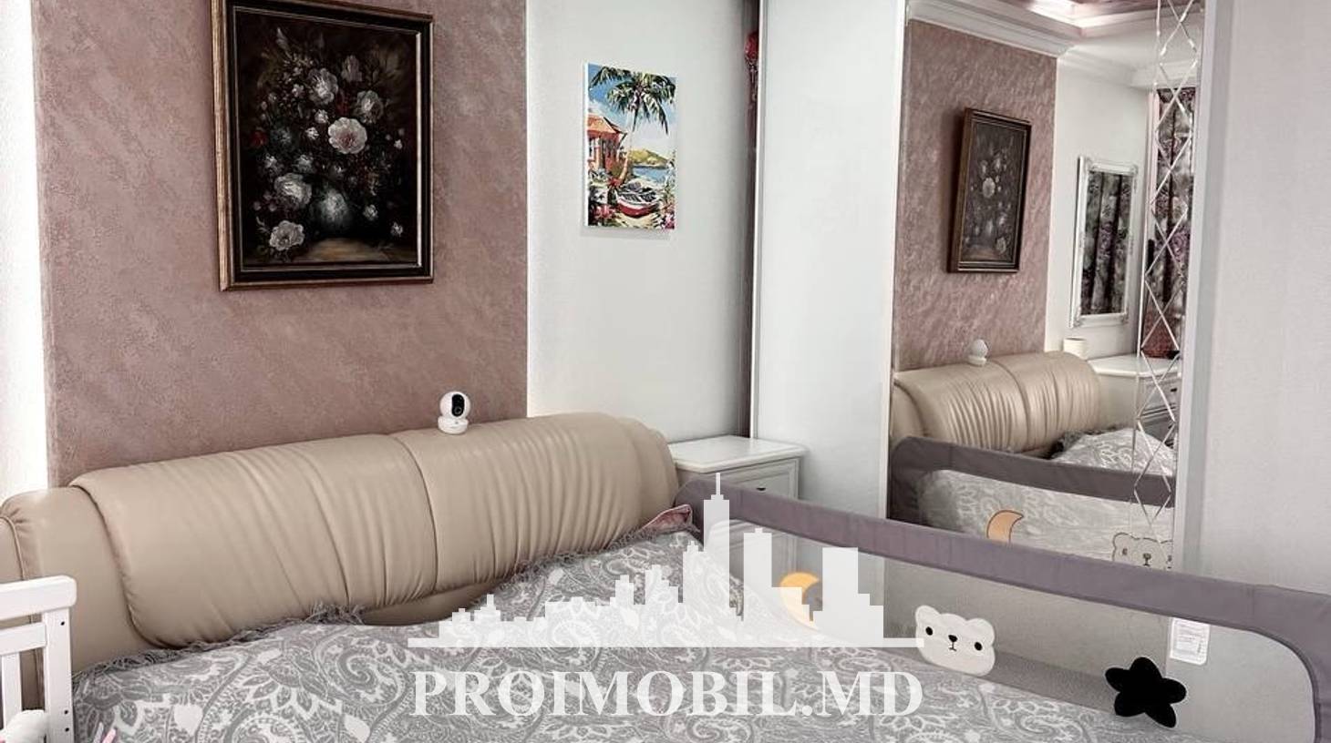 https://images.proimobil.md/ZCPVJ8SI37D7-zPsl3u0wR12C5SbzOvcjYF7U-Zv2aI/watermark:0.75:so:0:30:0.39/resize:fill:1460:816:1/gravity:ce/bG9jYWw6Ly8vZXN0YXRlL2xyLzc5Mzc1MDk4LTNkNWQtNDE4Ni04Mzk4LTgyNzkwYmU2ZWQ5OS5qcGVn