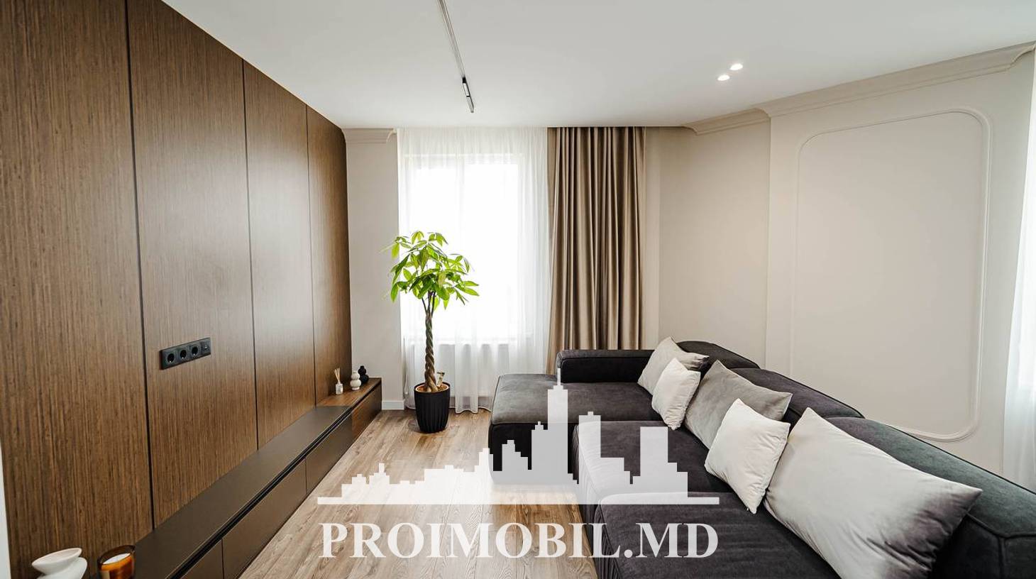 https://images.proimobil.md/ZD7ZLpt5mQYGu8fzTq1VBU1f9CwK4wetdguss922VJA/watermark:0.75:so:0:30:0.39/resize:fill:1460:816:1/gravity:ce/bG9jYWw6Ly8vZXN0YXRlL2xyLzZhZTJhNGIxLWM1NjYtNDY5Yy05NTVjLTAxNWQzMGQ3ZmZmZS5qcGVn