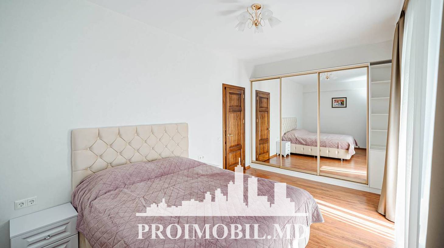 https://images.proimobil.md/ZE1AyCzXaWy3c3rkJS65zXOrGeS_5TIGDWZobACwlyk/watermark:0.75:so:0:30:0.39/resize:fill:1460:816:1/gravity:ce/bG9jYWw6Ly8vZXN0YXRlL2xyL2IzYzdlNzMxLTViZWQtNDE0Ni04NDQ3LTIzZWY3OTFiOTRkNi5qcGVn