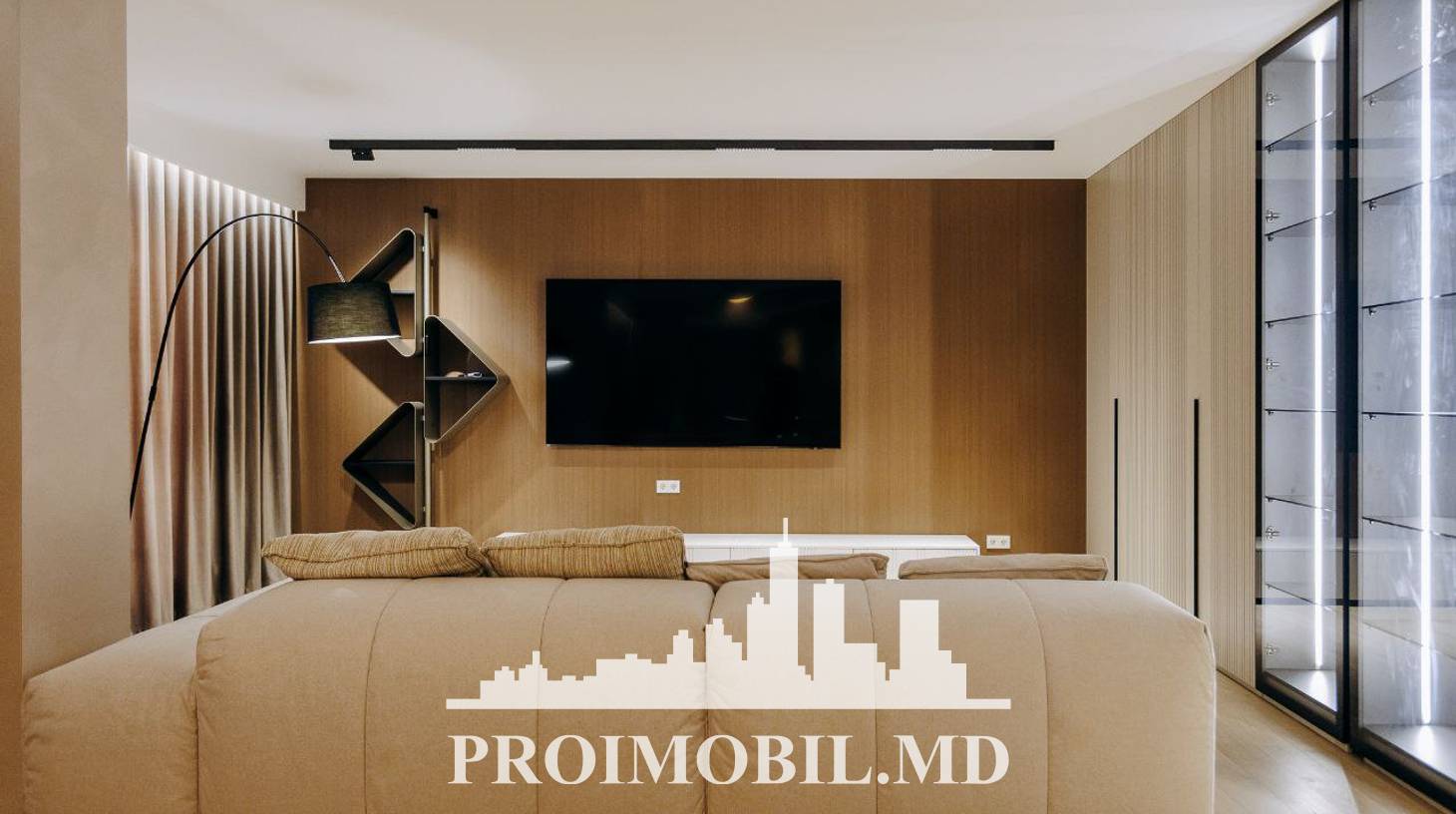 https://images.proimobil.md/ZEEXYXyhe5KhoOmNE6ptli7Rp2P36x6iUXoN3o_ivu4/watermark:0.75:so:0:30:0.39/resize:fill:1460:816:1/gravity:ce/bG9jYWw6Ly8vZXN0YXRlL2xyL2Q3MGFjMDE0LTZlZGQtNDUyYS04MjkzLTQ4ZjUzMzYzZjhlOS5qcGVn