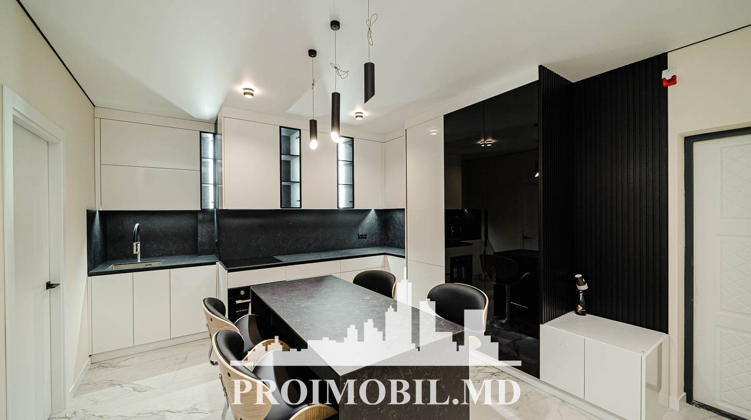 https://images.proimobil.md/ZGn1NI4WfVJ2XiSCY4VAJoMmC3o1_Bon-zm6bGEyq3U/watermark:0.75:so:0:30:0.39/resize:fill:1460:816:1/gravity:ce/bG9jYWw6Ly8vZXN0YXRlL2xyLzIzNGYwYzE4LTRlYzgtNGJiYy1iMjk5LTA0NzhkNGZkYjhjMy5qcGVn
