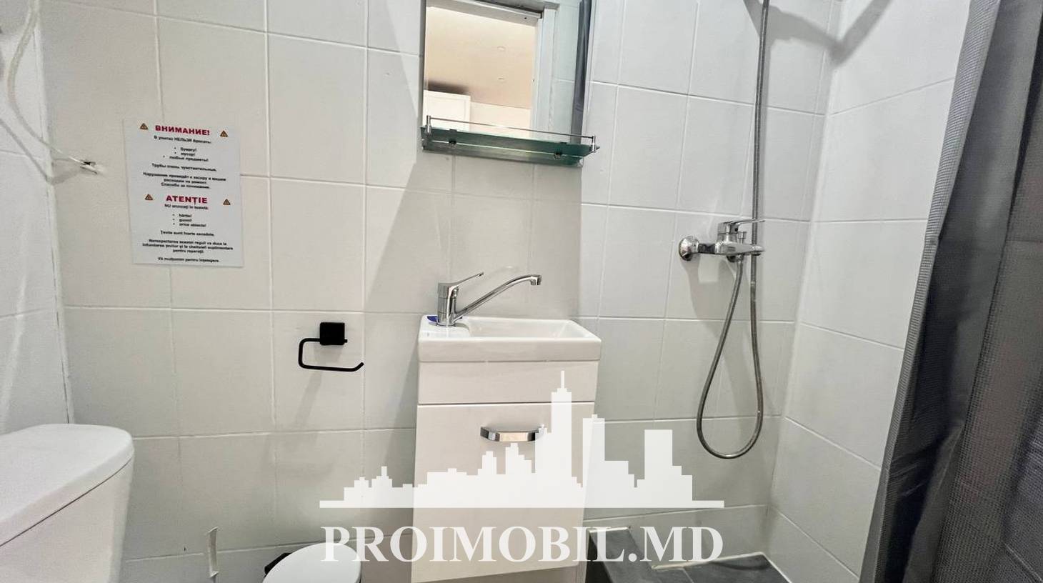 https://images.proimobil.md/ZHoEeeJL727KukC8f73IVU1K7TjYAh5pH5FqrXAK2pw/watermark:0.75:so:0:30:0.39/resize:fill:1460:816:1/gravity:ce/bG9jYWw6Ly8vZXN0YXRlL2xyLzBlNDlhYTY3LTM2OTUtNGEzZS1hMDVlLTQ5OWI1N2RkNzk4Yi5qcGVn
