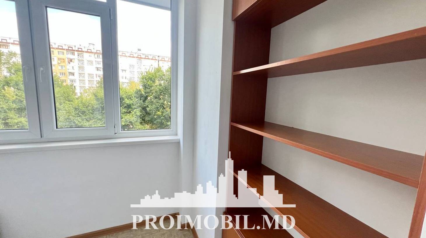https://images.proimobil.md/ZK9yCYLmi8HvF2002ZR1JnYvzubQJi51yxacFgcdL7I/watermark:0.75:so:0:30:0.39/resize:fill:1460:816:1/gravity:ce/bG9jYWw6Ly8vZXN0YXRlL2xyL2FjMTcxYzAzLTZlNWItNDQ1OS1iMzcwLWYyNzBjN2FlMDFiYS5qcGVn