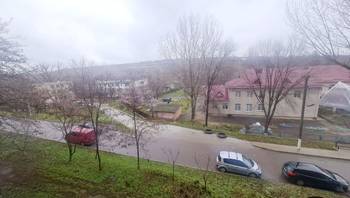 https://images.proimobil.md/ZNiE7M6dwvHne7qIzcLqzKpaVX06aTAPFL-4h3i82EM/resize:fill:350:198:1/gravity:ce/bG9jYWw6Ly8vZXN0YXRlL2xyLzVlMmU1NzZlLWZlY2ItNDU2OS05NDhkLWJiNDQyNmExNmUwMS5qcGVn