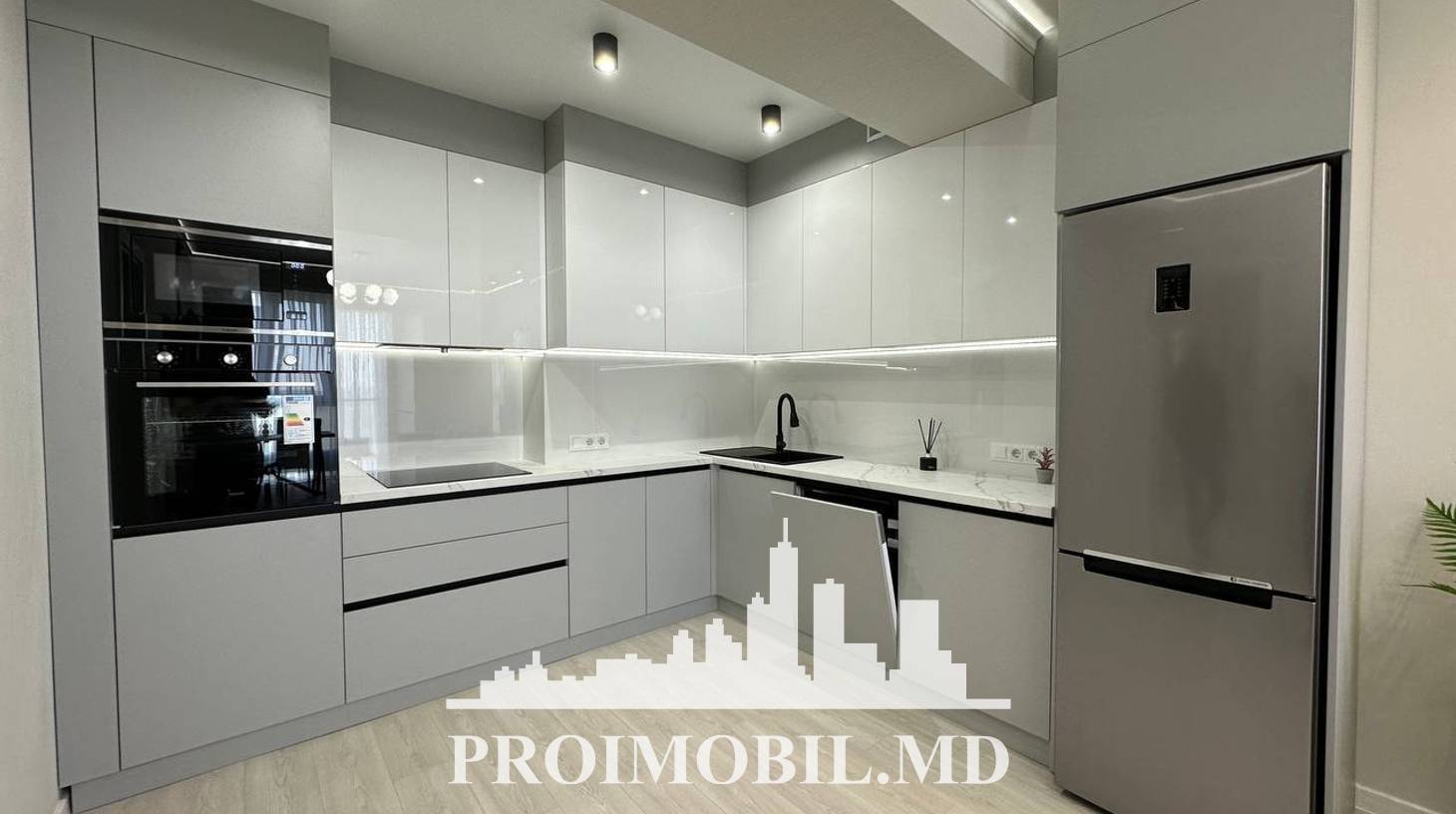 https://images.proimobil.md/ZQ53rmH86ysT8LusB52OGn-vsjUuyX81hKUFhJHF8Wg/watermark:0.75:so:0:30:0.39/resize:fill:1460:816:1/gravity:ce/bG9jYWw6Ly8vZXN0YXRlL2xyLzNmMjMzZDEyLWYxMGItNDFiYi1hNjU2LWNmYWM3MDJkNDVmMS5qcGVn