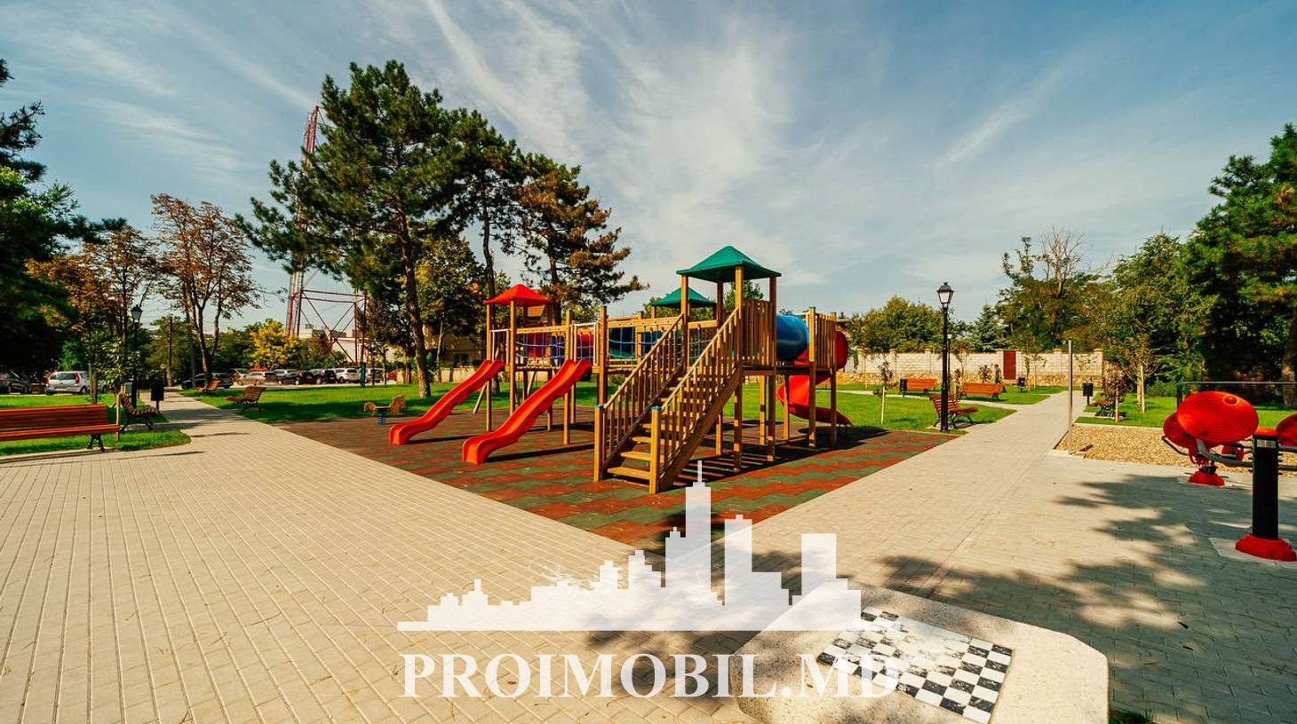 https://images.proimobil.md/ZS-pNmWOU6cxngB6eJ-sqVzGWlR6QGgMvbsx73qMetY/watermark:0.75:so:0:30:0.39/resize:fill:1460:816:1/gravity:ce/bG9jYWw6Ly8vZXN0YXRlL2xyL2ZlODM1MWRlLTUwYTItNGNkZC1iZTgyLTFiNDUxMTdjZWQyMi5qcGVn
