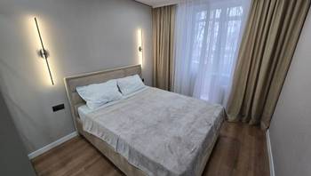 https://images.proimobil.md/ZSFIoKZK2JOPIO4WAlZYk_9-auVdS8z9km9bU-HYiIQ/resize:fill:350:198:1/gravity:ce/bG9jYWw6Ly8vZXN0YXRlL2xyLzU2NTk4MjY3LTA1ZmQtNGJkNS1iYzAyLTk4MThiMDg4YzVkMC5qcGVn