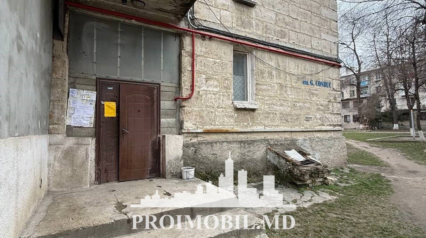 https://images.proimobil.md/ZWZVQFK0InQjMUVkEY6WPscAcYXabSoFa4YGPEm-QvY/watermark:0.75:so:0:30:0.39/resize:fill:1460:816:1/gravity:ce/bG9jYWw6Ly8vZXN0YXRlL2xyL2E5MDgyZWFiLWFiYmUtNDQyMi1iODZjLWZlZjU1OWY3MmU1NS5qcGVn