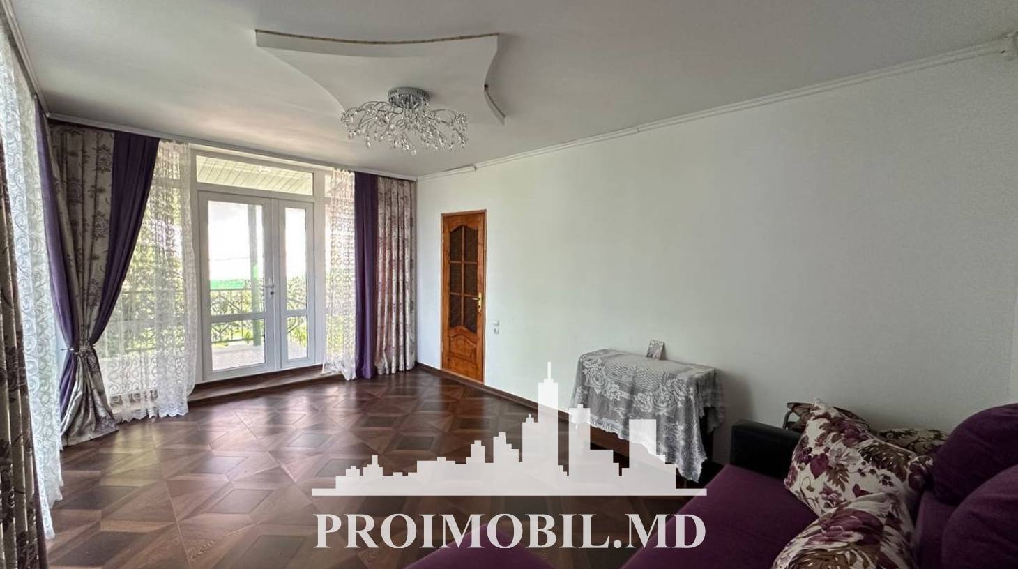 https://images.proimobil.md/ZYbqSAJnW37qgXd12ZSKMoQwD9kp8SJ82KVX8ZABzOM/watermark:0.75:so:0:30:0.39/resize:fill:1460:816:1/gravity:ce/bG9jYWw6Ly8vZXN0YXRlL2xyLzFmYjM5MDgzLWMwOGMtNGJmOS1iMmVhLTE5ODJkZjQ0NzExZi5qcGVn