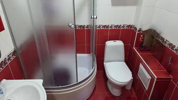 https://images.proimobil.md/Z__7xjMRqeZ77B-TkchhnEc2wTFZPhy-LtFPSj3pyVY/resize:fill:350:198:1/gravity:ce/bG9jYWw6Ly8vZXN0YXRlL2xyL2JmNGZiOWM4LWFjZWItNGVlZS1iY2Q0LTdlNzdhZjJiYzQyZi5qcGVn