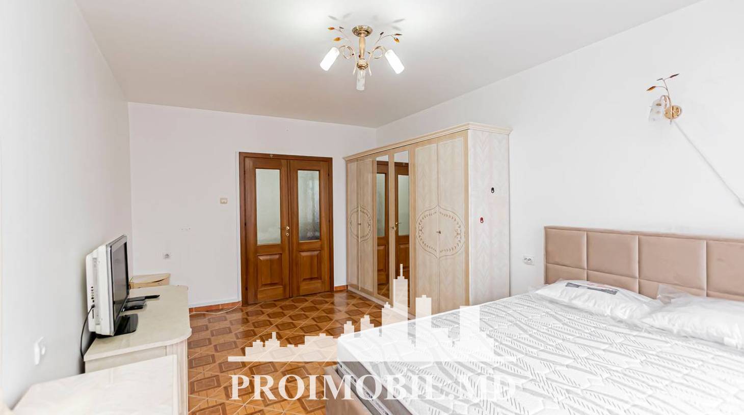 https://images.proimobil.md/Z__FImRkLGjumCo7j_SXNfz1K6kCxmhMiqW8WdNud74/watermark:0.75:so:0:30:0.39/resize:fill:1460:816:1/gravity:ce/bG9jYWw6Ly8vZXN0YXRlL2xyLzdmYWE5MzIwLTkwOTMtNDQwMS1iOTYzLWYyNmQ4YTFjYWJmZi5qcGVn