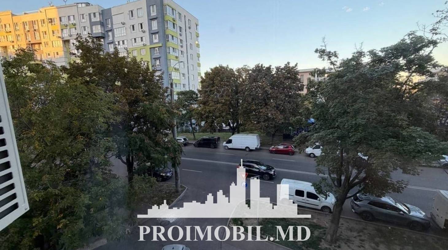 https://images.proimobil.md/ZaKg6tXIglEiY_CywsyVujYUCfrq8ltVyrUc4VF-VuY/watermark:0.75:so:0:30:0.39/resize:fill:1460:816:1/gravity:ce/bG9jYWw6Ly8vZXN0YXRlL2xyL2E1YWUxNGQyLTZjNmMtNDY2OC1iYzA4LTM3ZDExNmIwY2Q4YS5qcGVn