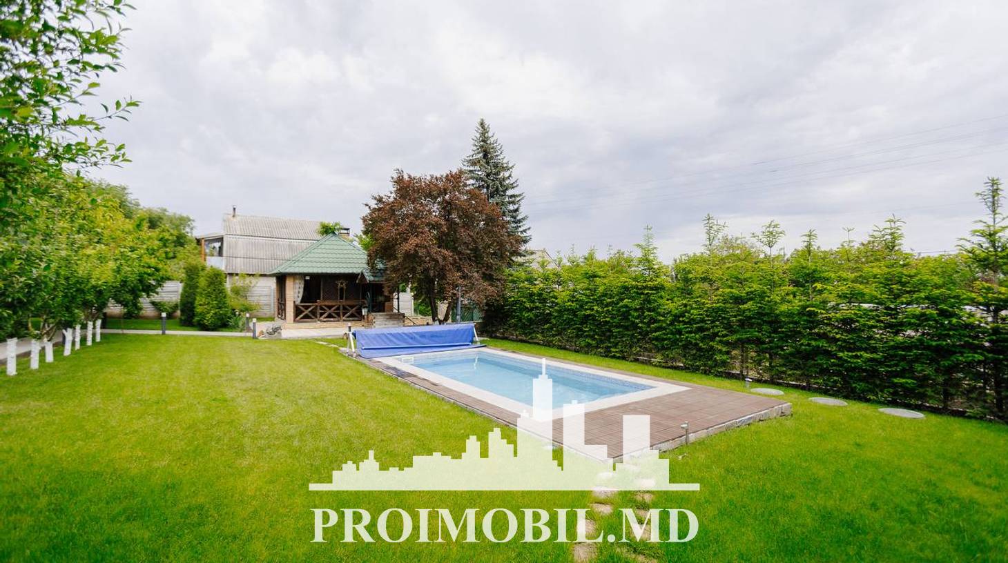 https://images.proimobil.md/Zb0ogGmH4qvGzZ4Sd8YfWAwuXN4lxyVnJIc9cwc4Qjw/watermark:0.75:so:0:30:0.39/resize:fill:1460:816:1/gravity:ce/bG9jYWw6Ly8vZXN0YXRlL2xyLzA3MDZjZDJiLTMyNGQtNDIwNC1iMTk1LTk2NDYwNThlMjkyZi5qcGVn