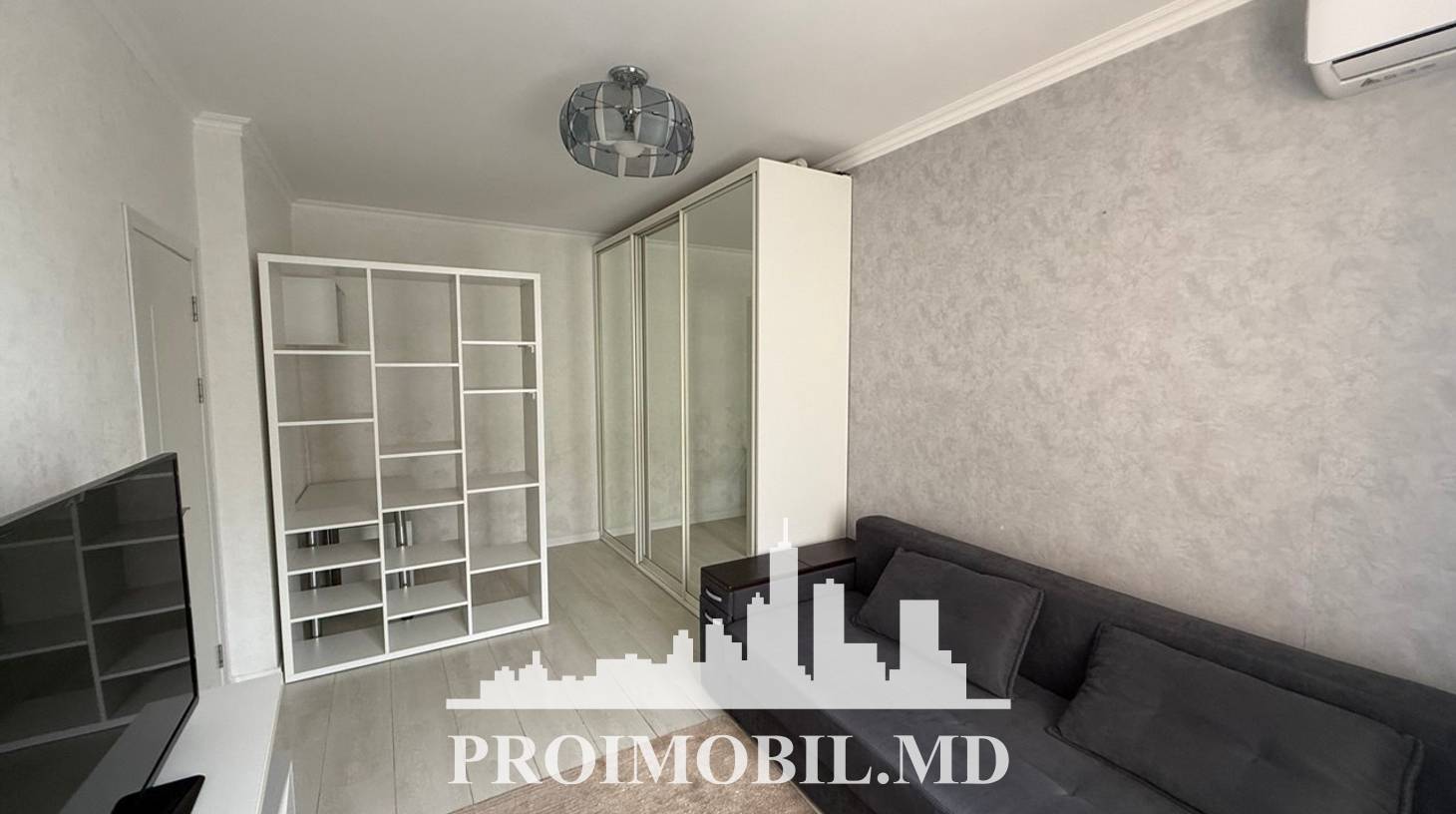 https://images.proimobil.md/ZbaYExTg4y6sCll8vGnC9GPT8YChWkM5xMmHZcgpdYE/watermark:0.75:so:0:30:0.39/resize:fill:1460:816:1/gravity:ce/bG9jYWw6Ly8vZXN0YXRlL2xyLzI0NDIzY2ZhLTFlNWItNDhiNi05MjEyLWJhZTk4NjcwYWE2OS5qcGVn