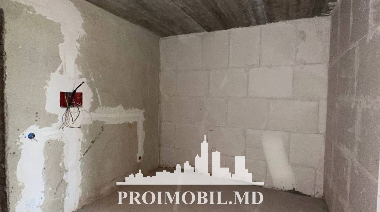 https://images.proimobil.md/Zc6pgZbhCU1Ik3U2LMfMUmqcRUvaB4CN0OyaJa96C8I/watermark:0.75:so:0:30:0.39/resize:fill:1460:816:1/gravity:ce/bG9jYWw6Ly8vZXN0YXRlL2xyLzdhNzBiMDI3LWY3ZTMtNGNiOS04ODZhLWM3ZDRlNGM3MTQ2YS5qcGVn