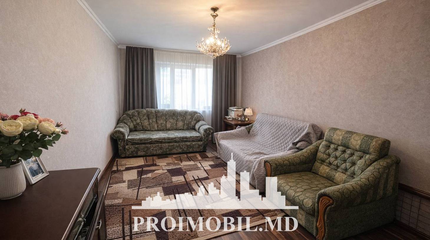 https://images.proimobil.md/ZeMZCxrQS4_cLPmyLKrBdodY_c9bqcADWa-v6d5ry4A/watermark:0.75:so:0:30:0.39/resize:fill:1460:816:1/gravity:ce/bG9jYWw6Ly8vZXN0YXRlL2xyLzgyYjExMmRjLWU0NjItNDYwYy04NjhjLTgxMDU1YzU4MDY5MS5qcGVn